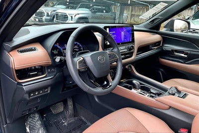 2024 Toyota Grand Highlander Hybrid MAX Platinum