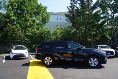 2020 Toyota Highlander Hybrid LE