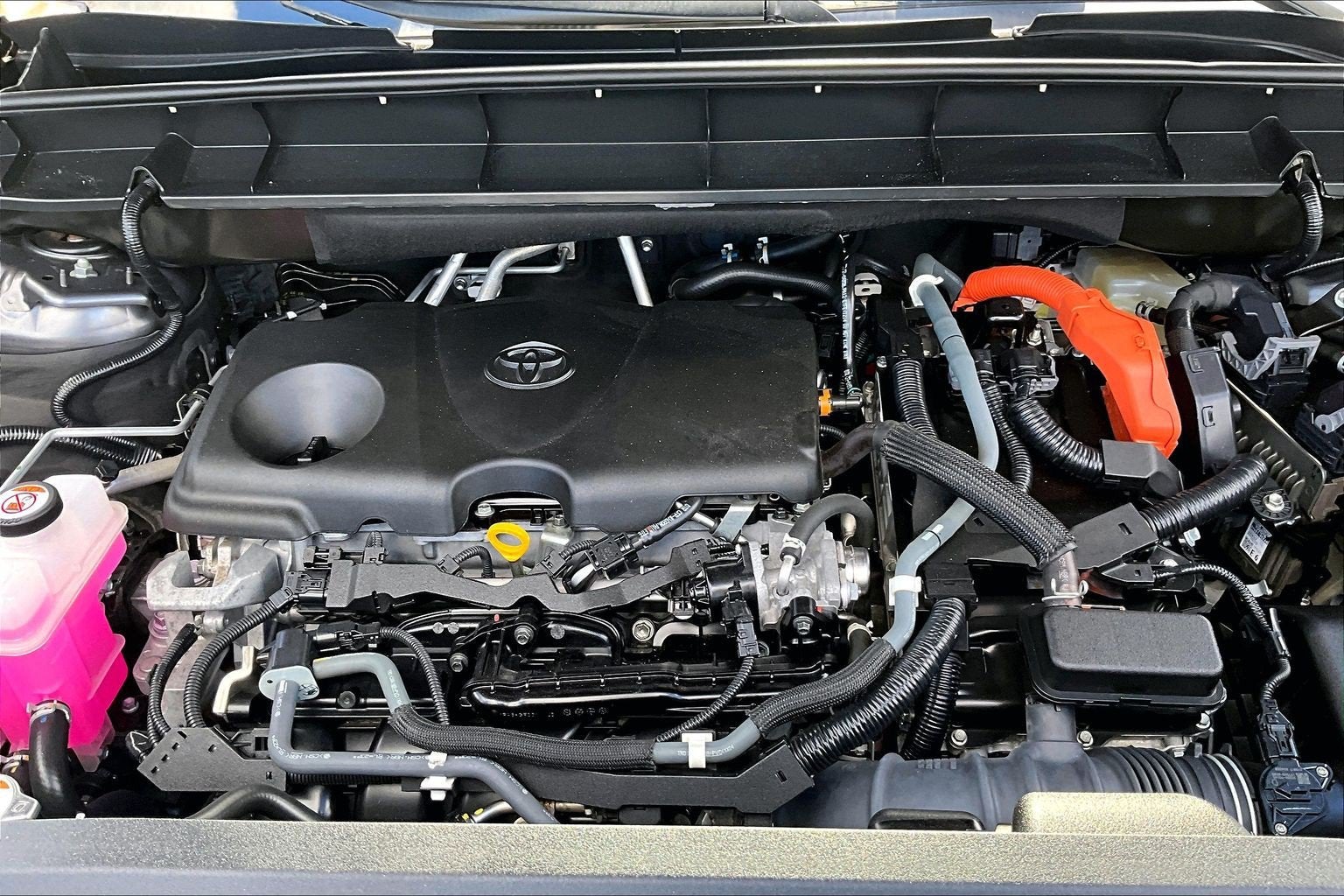 2022 Toyota Highlander Hybrid LE