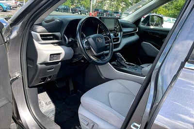 2022 Toyota Highlander Hybrid LE