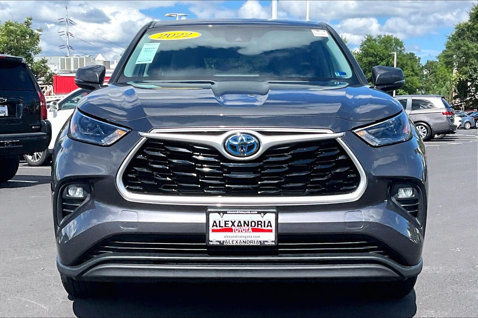2022 Toyota Highlander Hybrid LE