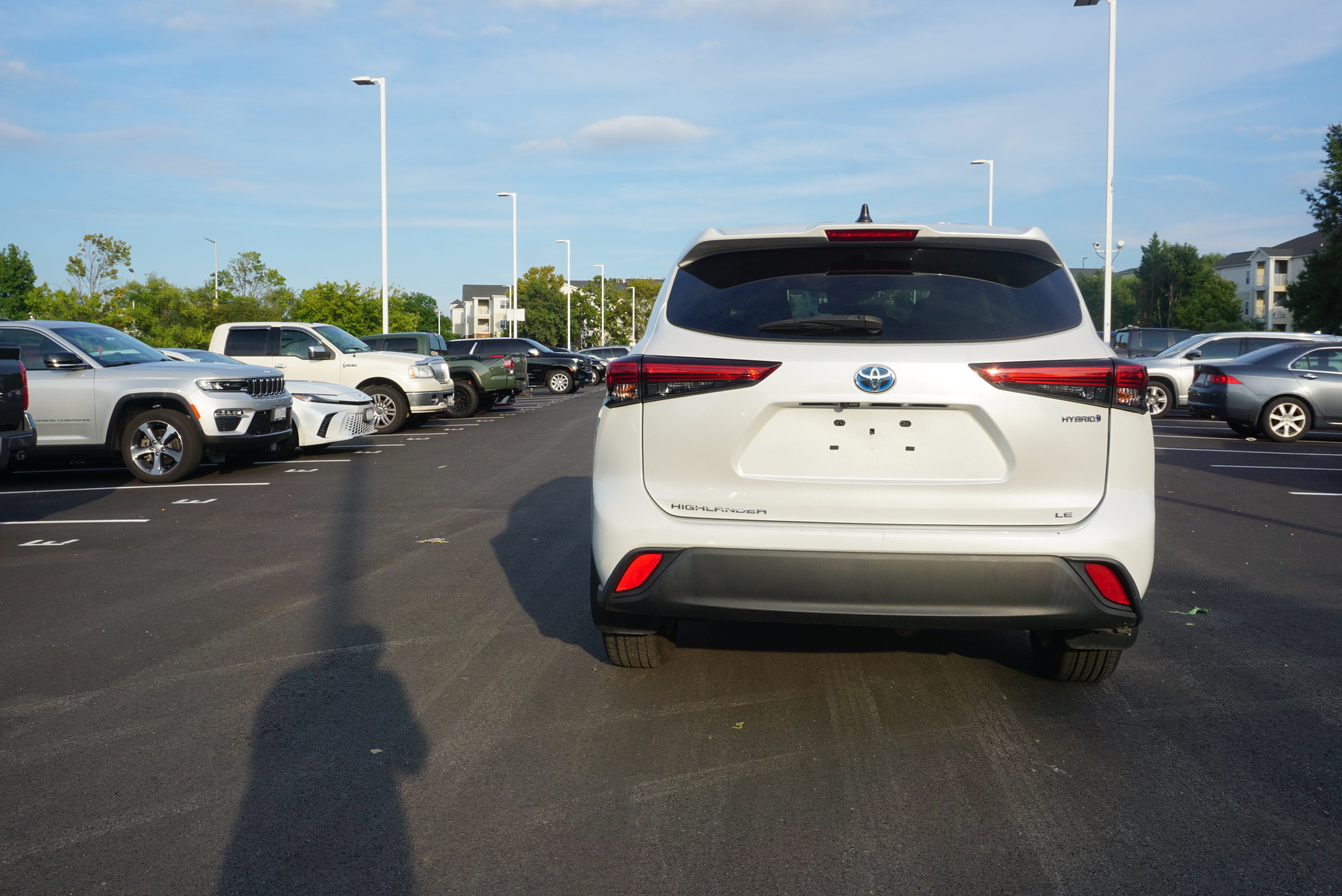 2022 Toyota Highlander Hybrid LE