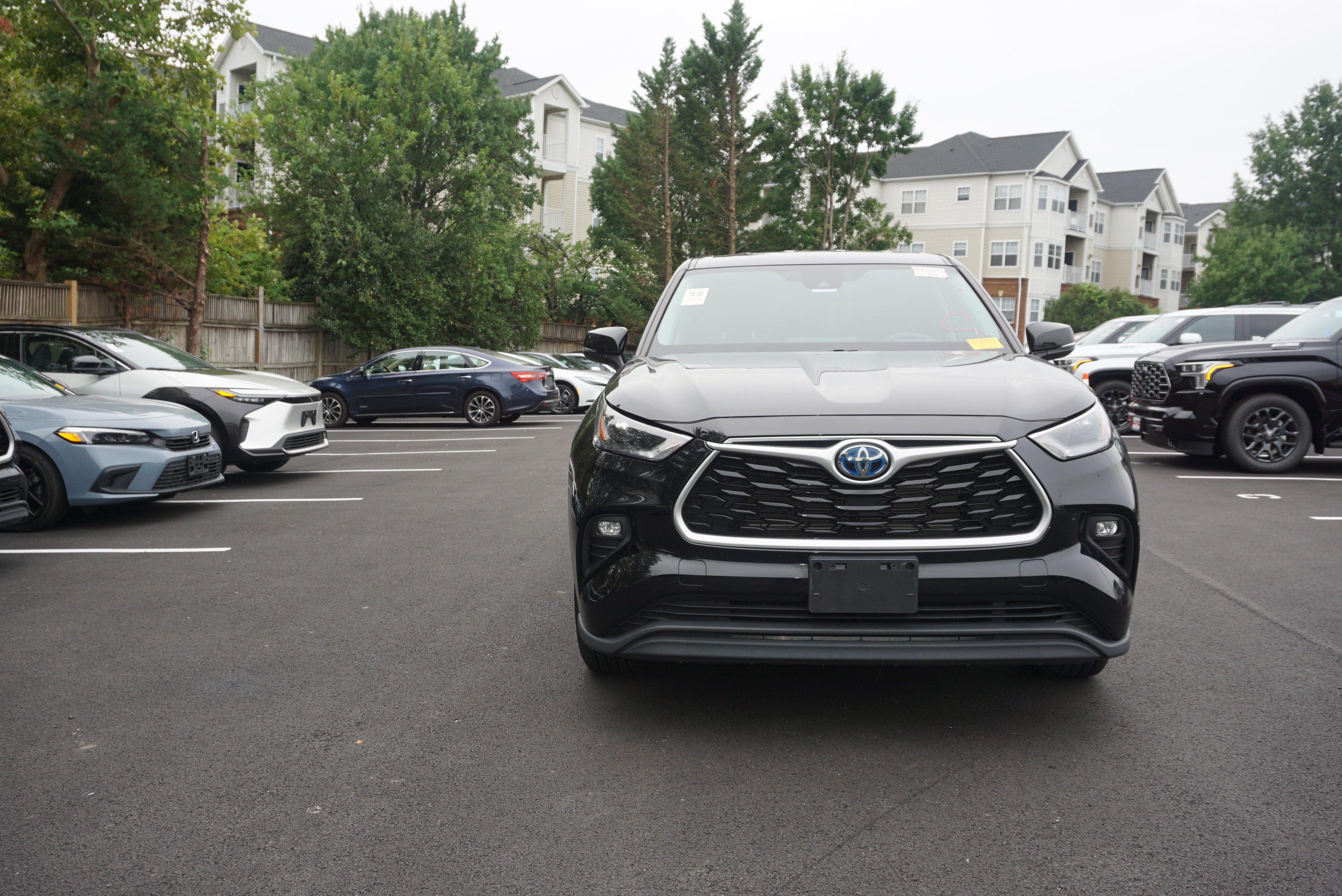 2022 Toyota Highlander Hybrid LE