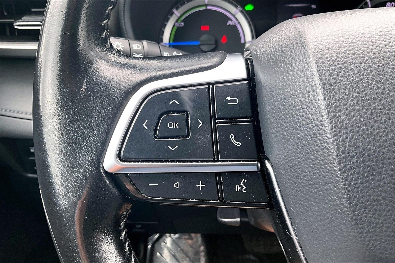2021 Toyota Highlander Hybrid LE