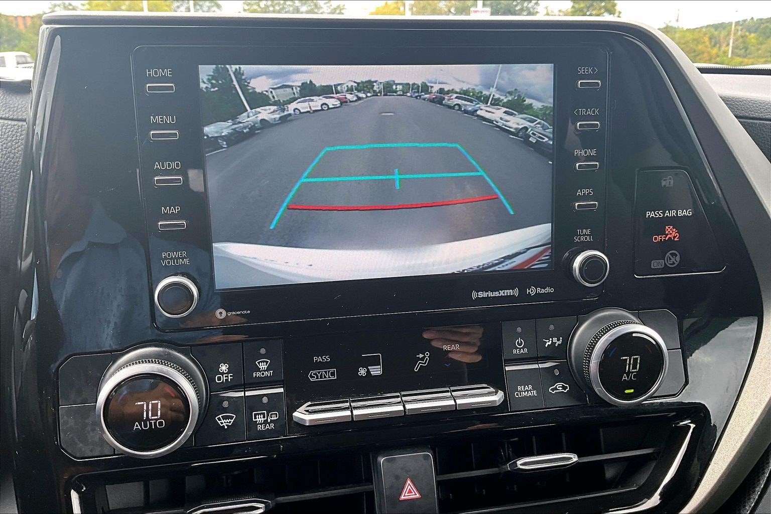2021 Toyota Highlander Hybrid LE