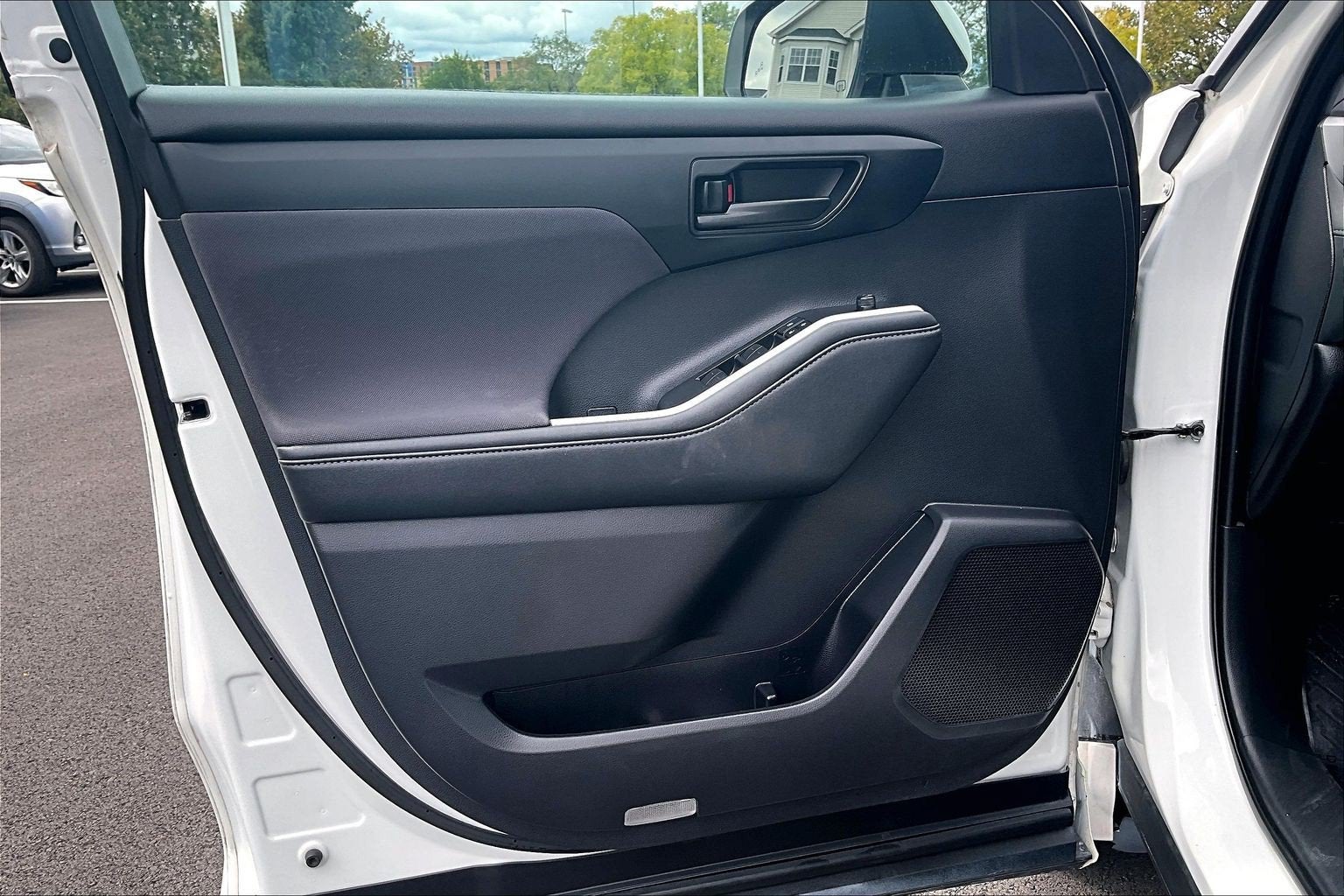 2021 Toyota Highlander Hybrid LE