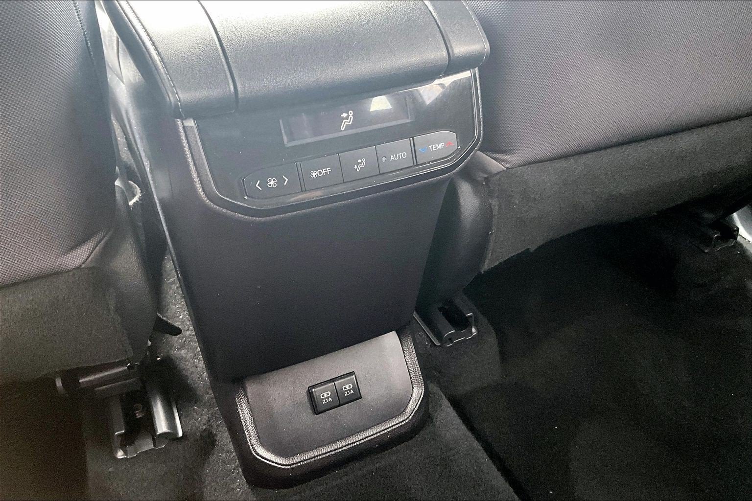 2021 Toyota Highlander Hybrid LE