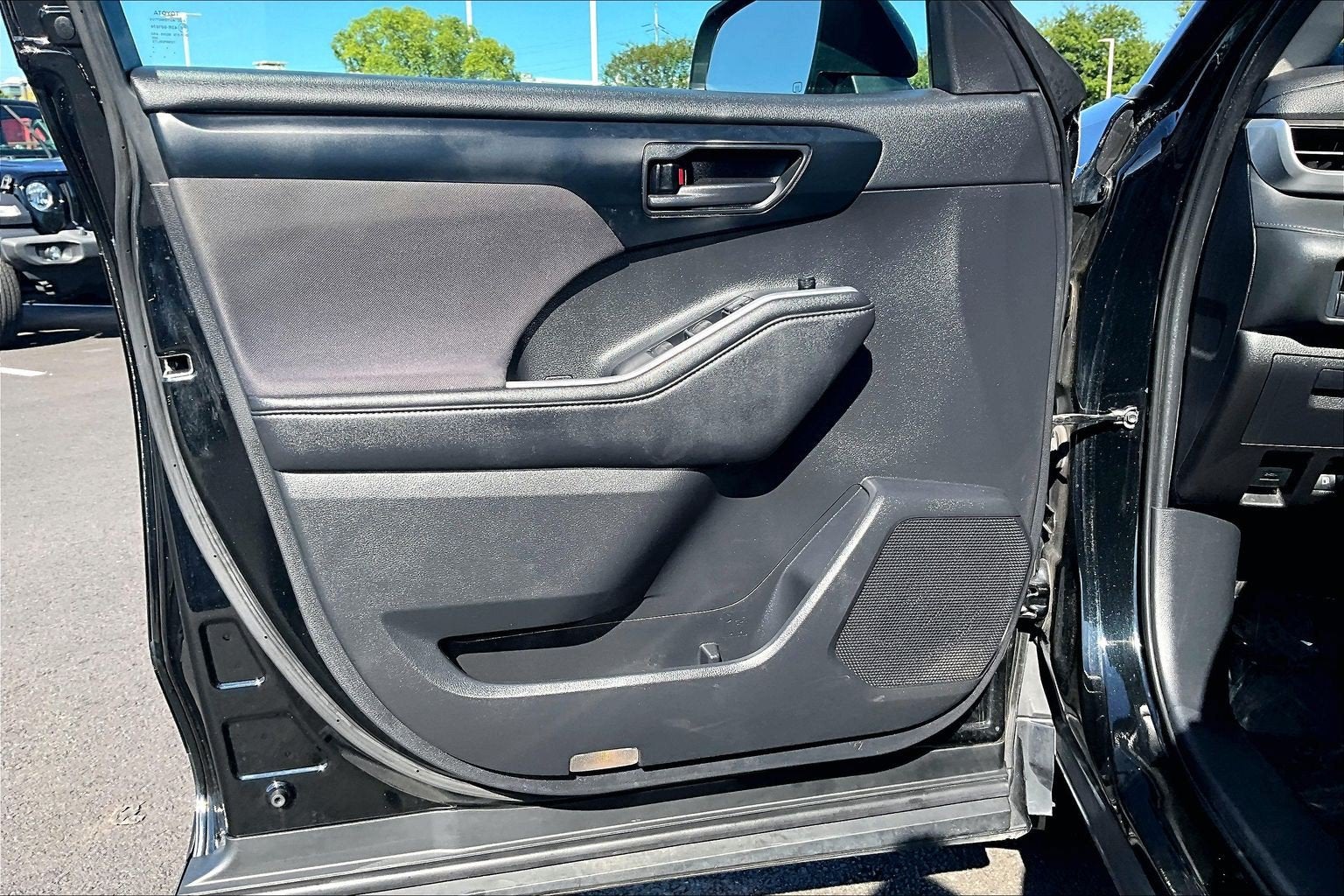 2021 Toyota Highlander L