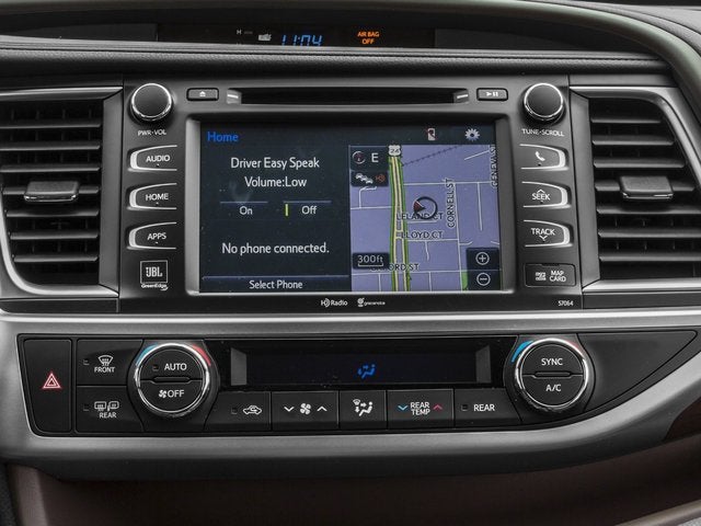 2016 Toyota Highlander Base