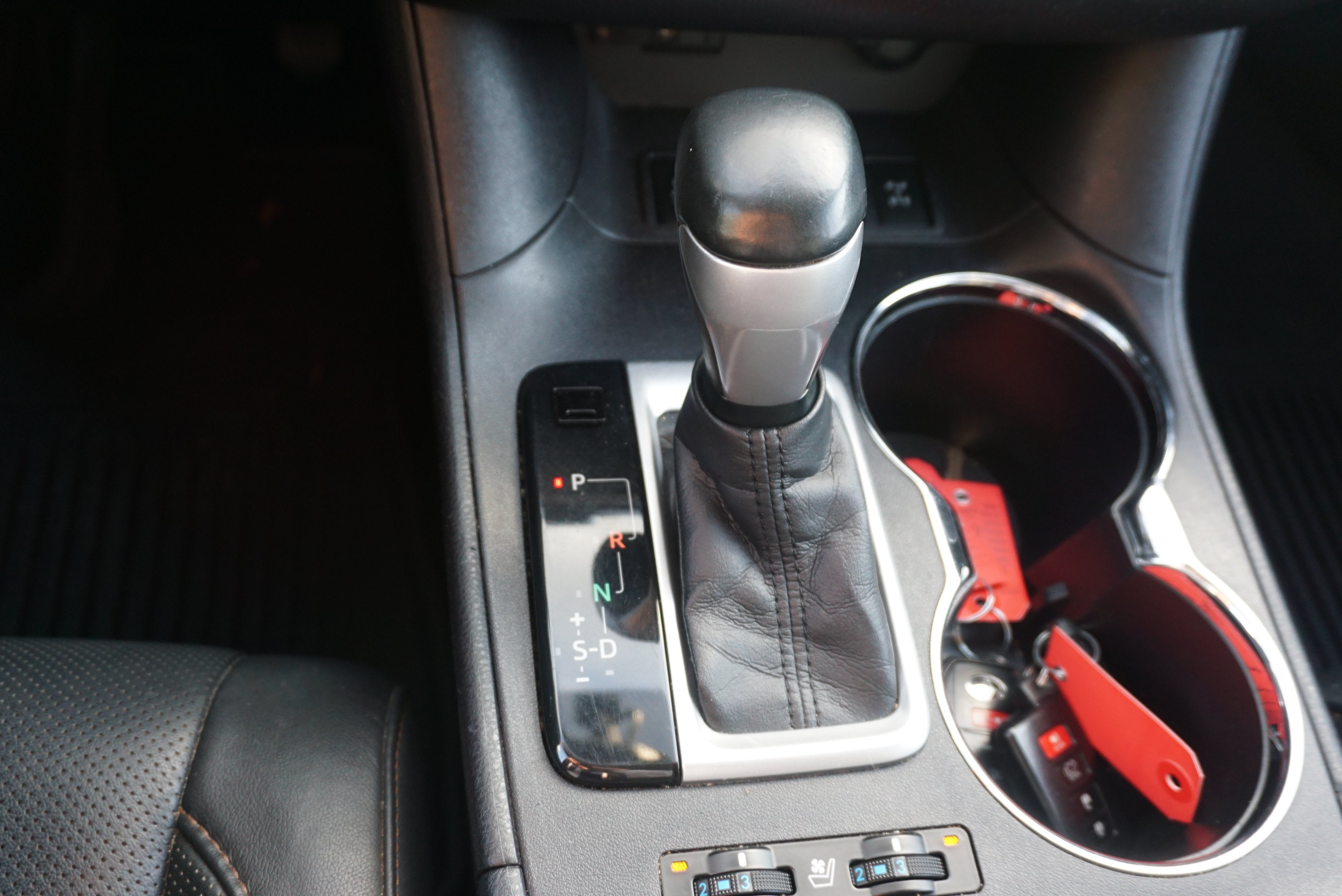 2016 Toyota Highlander Base