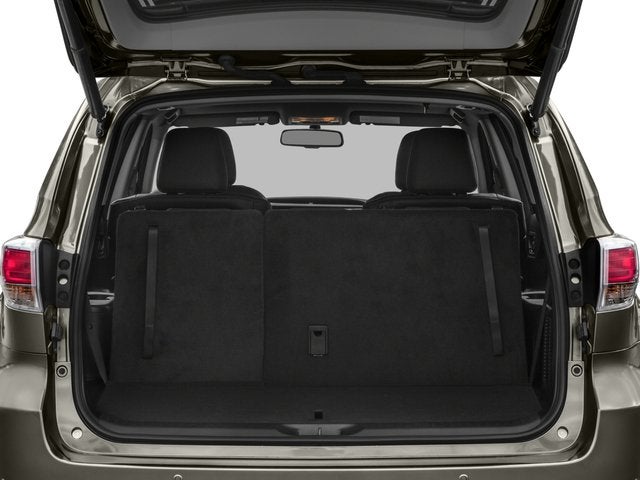 2016 Toyota Highlander Base
