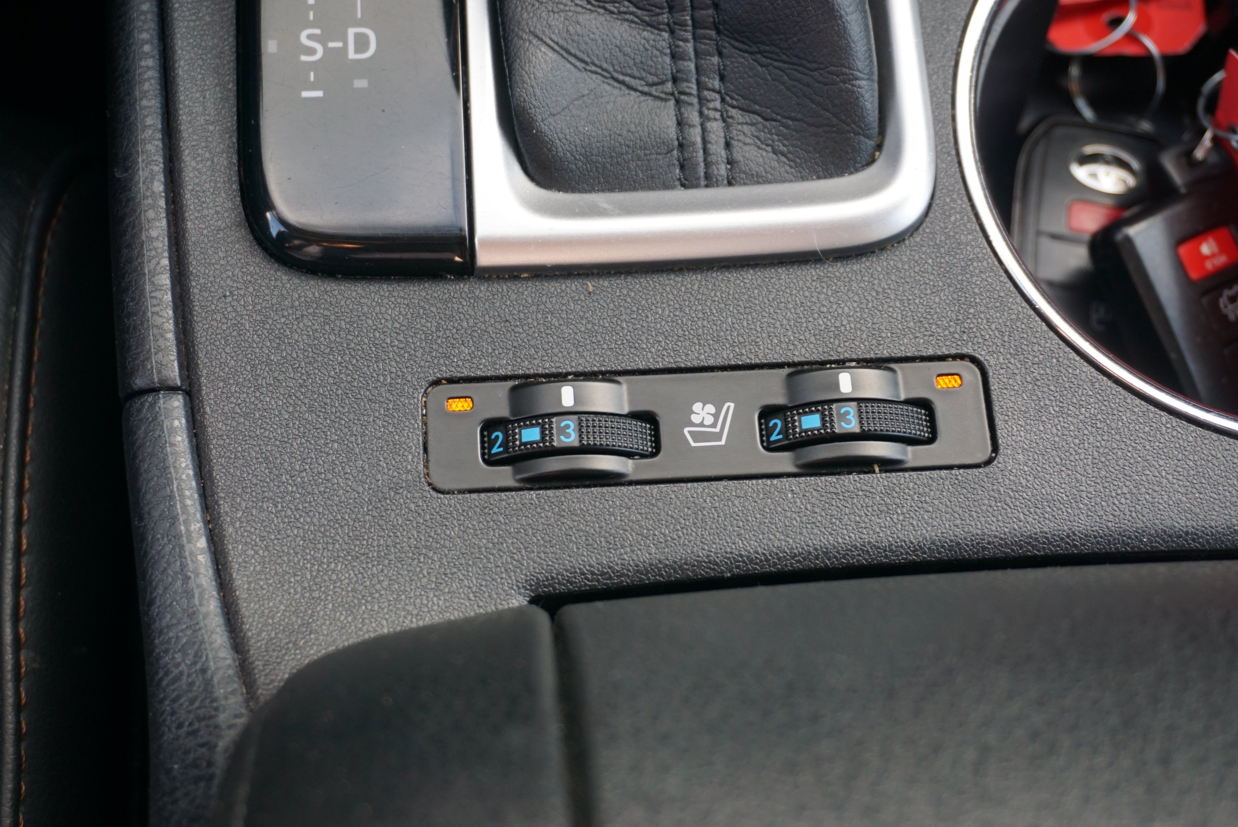 2016 Toyota Highlander Base