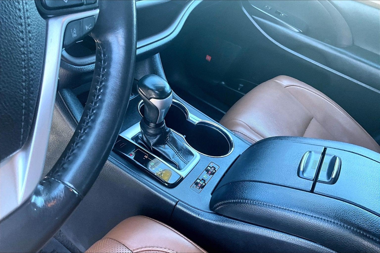 2019 Toyota Highlander Limited Platinum