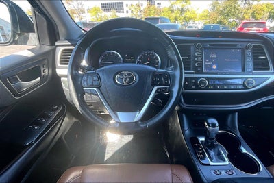 2019 Toyota Highlander Limited Platinum