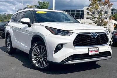 2021 Toyota Highlander Hybrid Platinum
