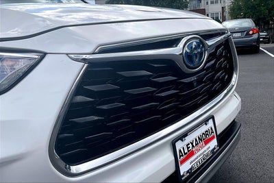 2021 Toyota Highlander Hybrid Platinum