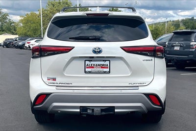 2021 Toyota Highlander Hybrid Platinum