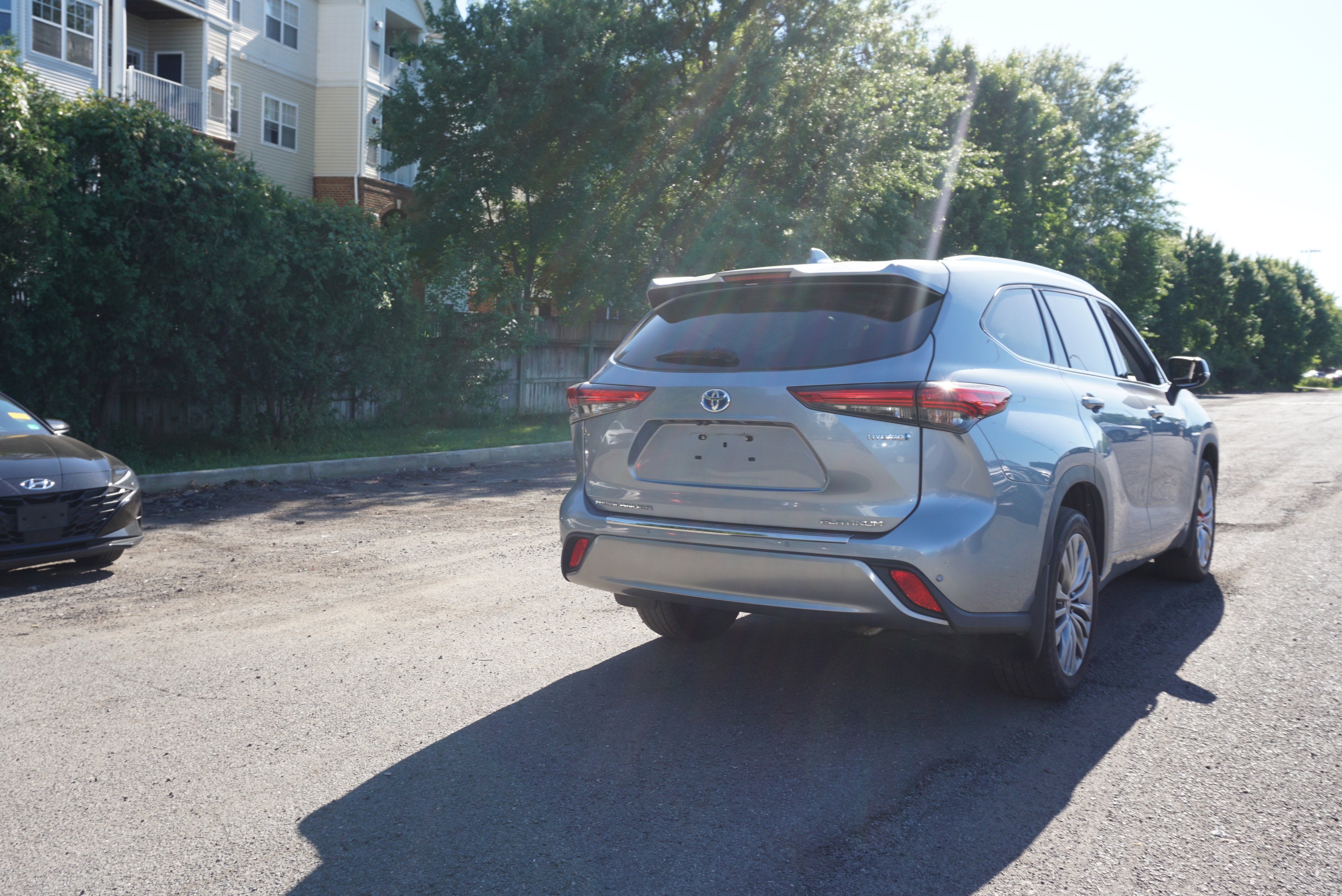 2021 Toyota Highlander Hybrid Platinum