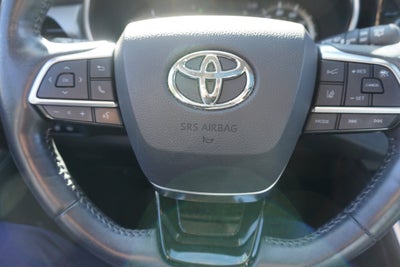 2021 Toyota Highlander Hybrid Platinum