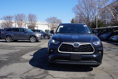2021 Toyota Highlander Hybrid XLE