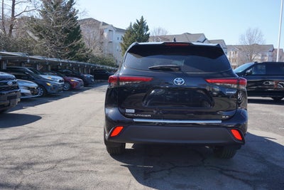 2021 Toyota Highlander Hybrid XLE