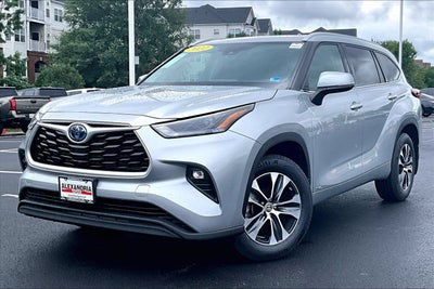 2022 Toyota Highlander Base