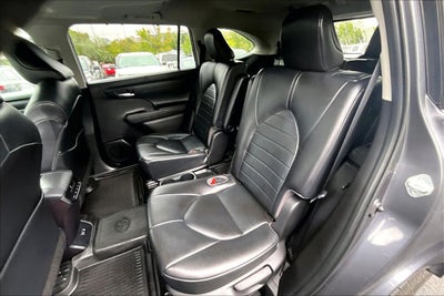 2021 Toyota Highlander Hybrid XLE