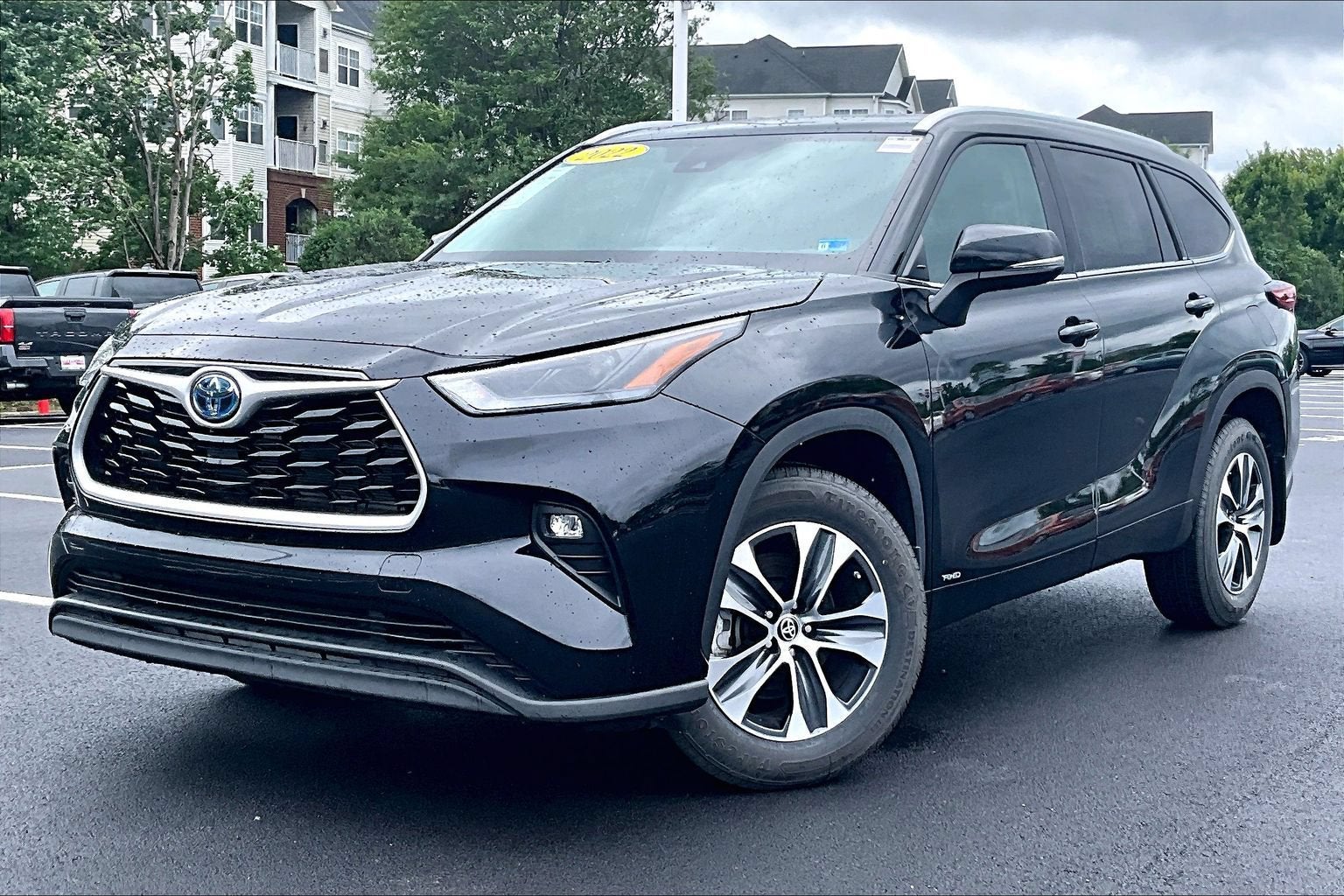 2022 Toyota Highlander Base