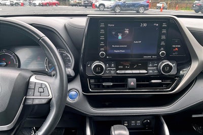 2022 Toyota Highlander Base
