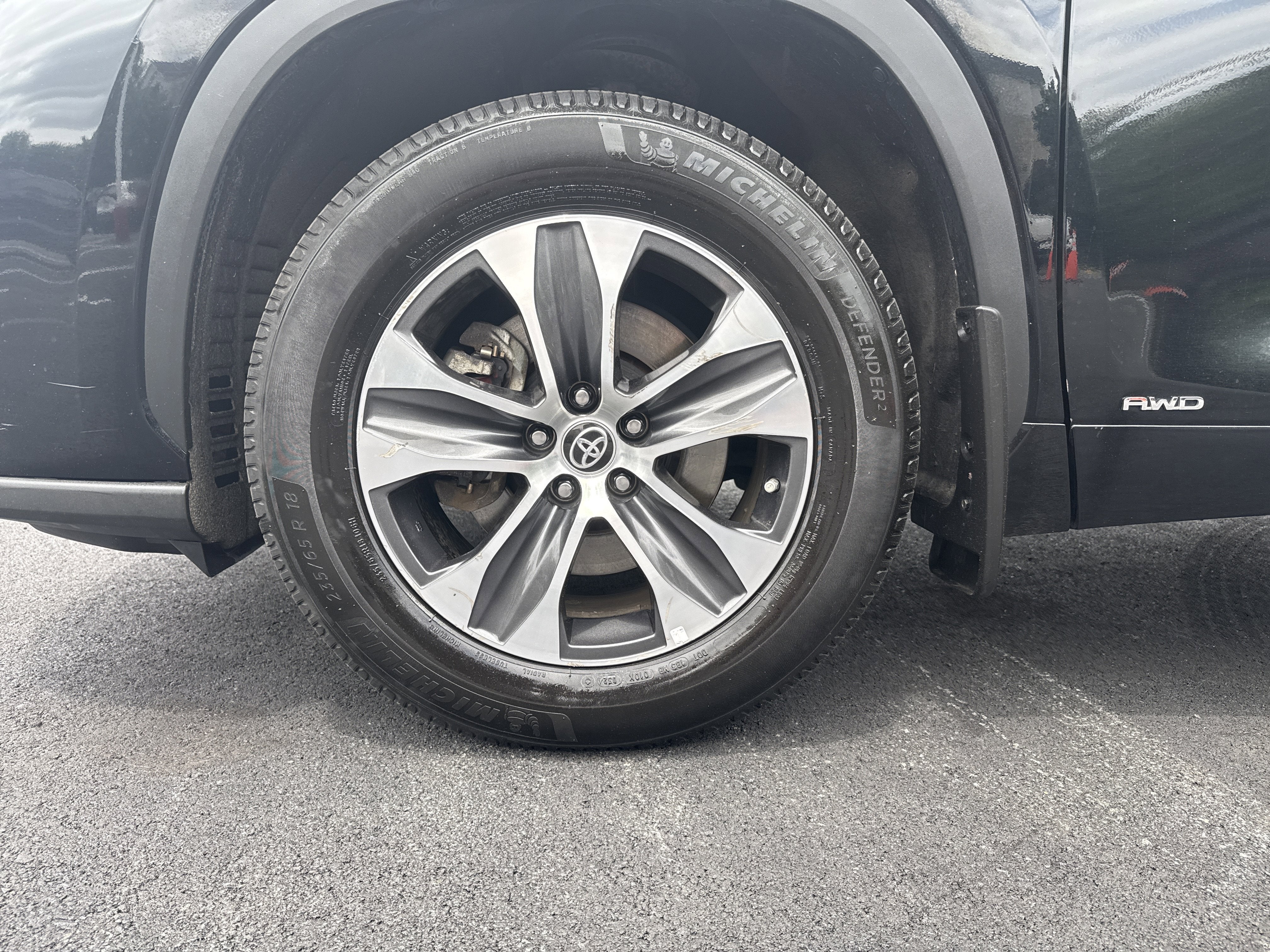2022 Toyota Highlander Hybrid XLE