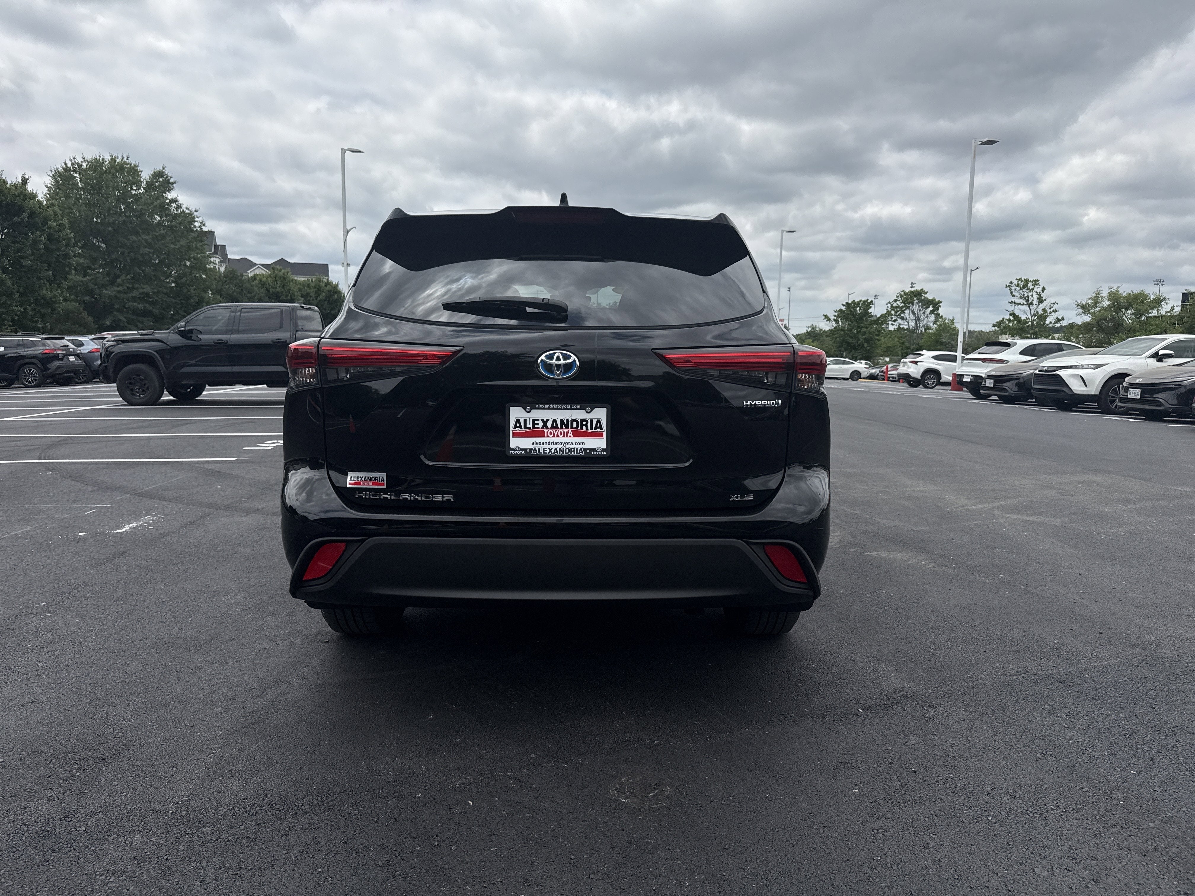2022 Toyota Highlander Hybrid XLE