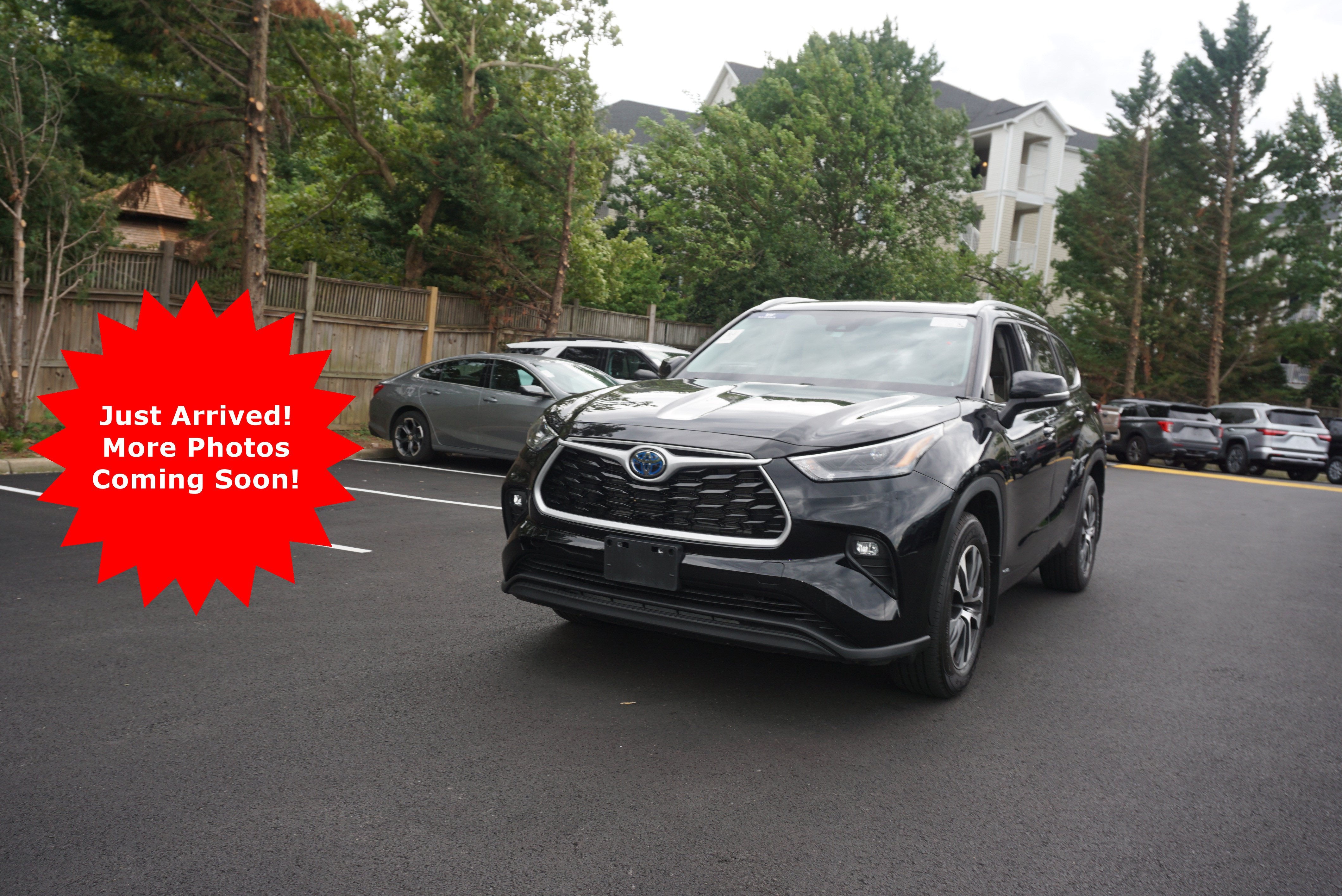 2022 Toyota Highlander Hybrid XLE