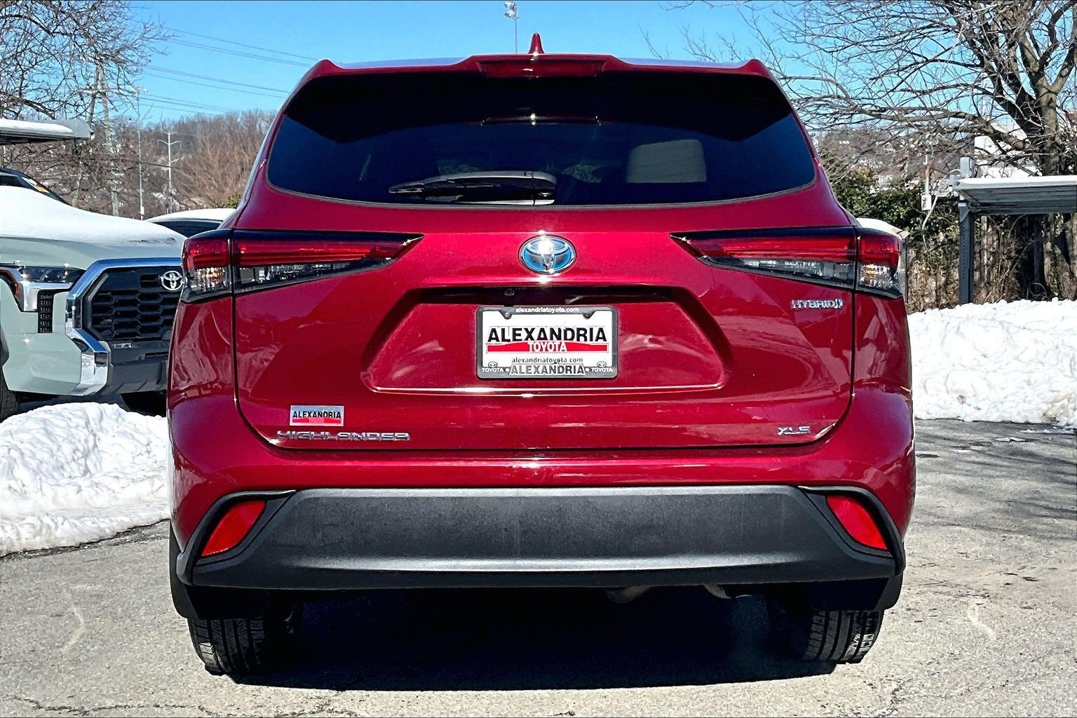 2022 Toyota Highlander Hybrid XLE