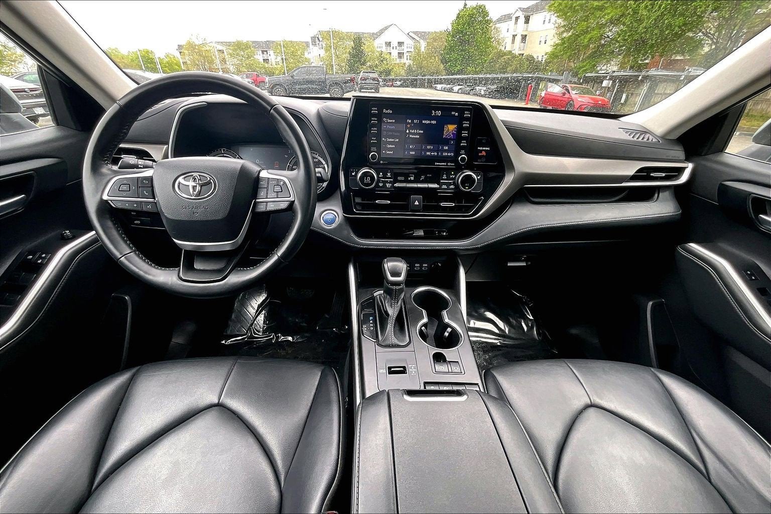 2022 Toyota Highlander Base