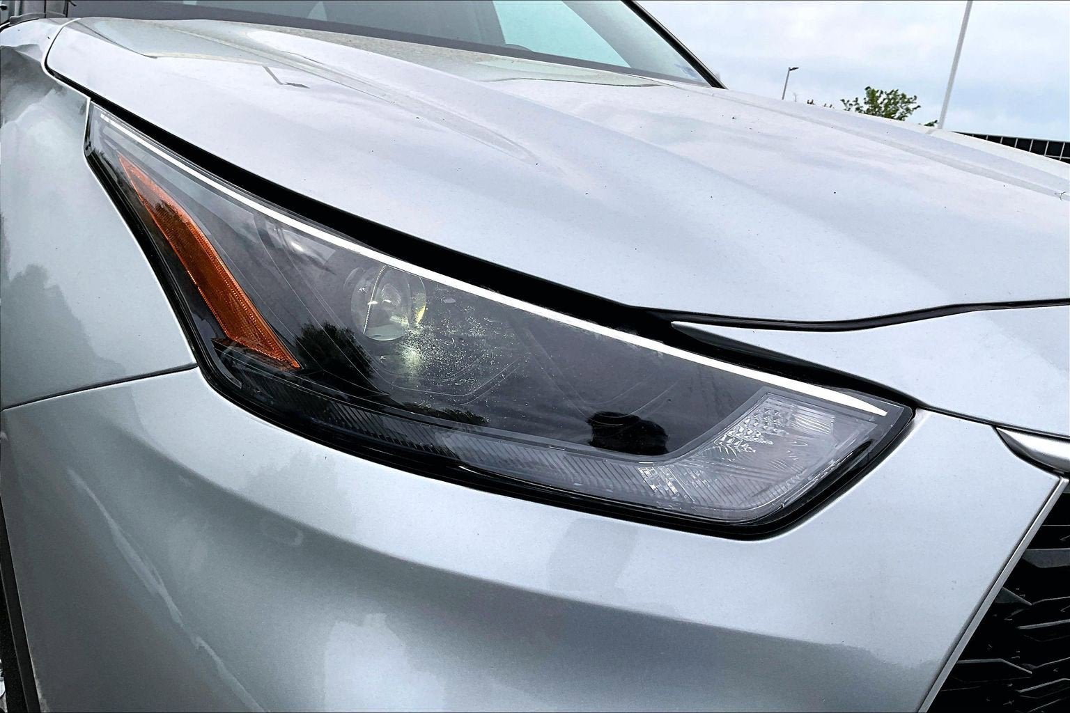 2022 Toyota Highlander Base