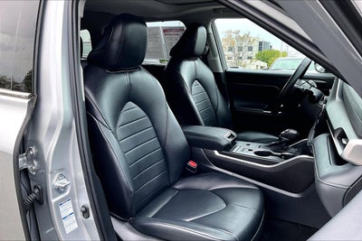 2022 Toyota Highlander Base