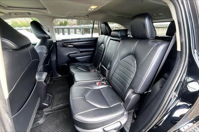 2020 Toyota Highlander Hybrid XLE