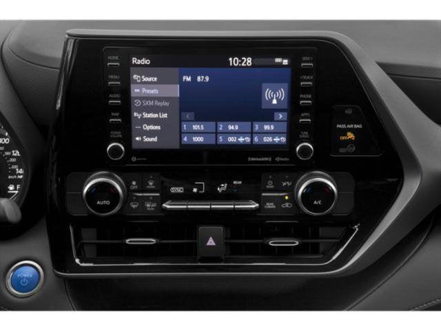 2022 Toyota Highlander Base