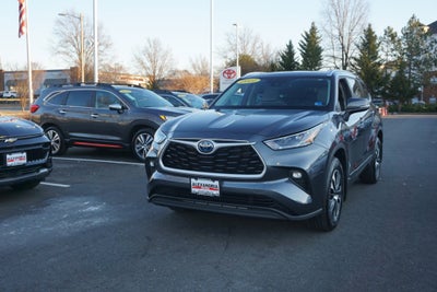 2021 Toyota Highlander Hybrid XLE