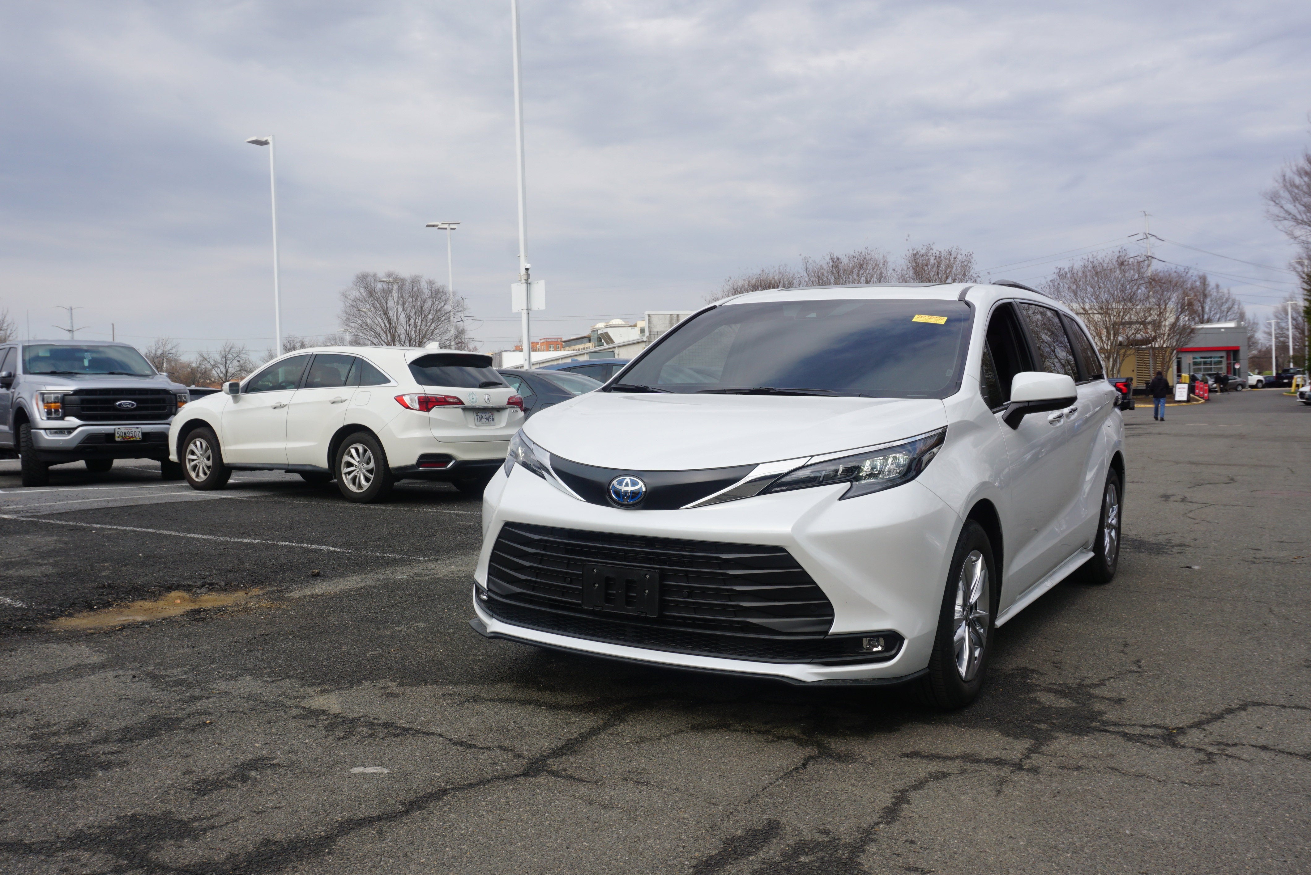 2025 Toyota Sienna XLE