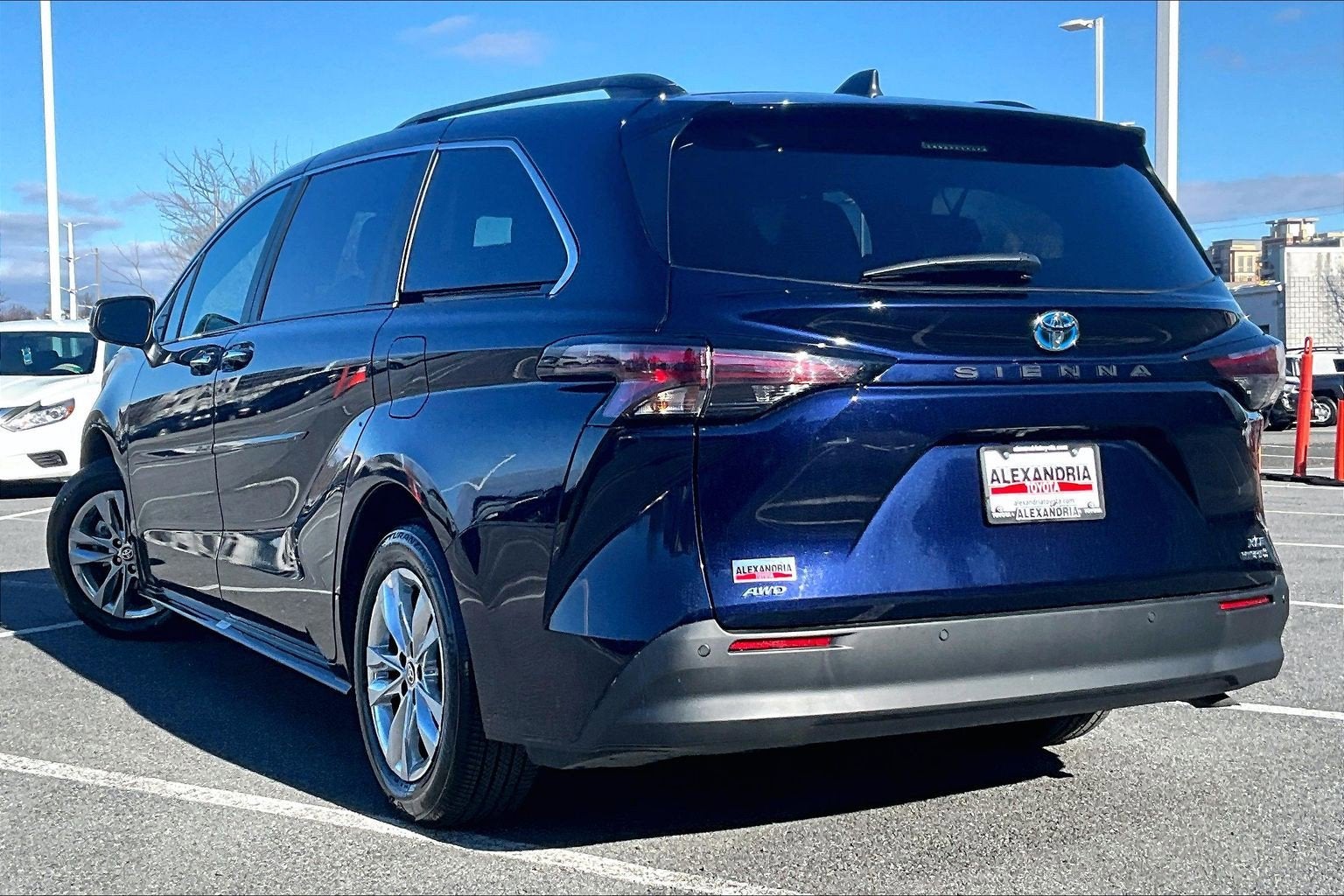 2024 Toyota Sienna XLE