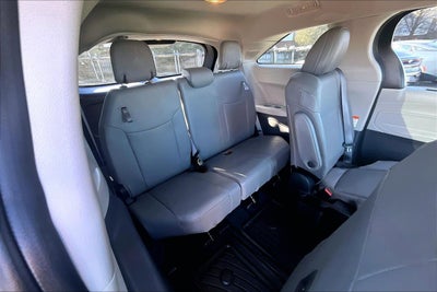 2024 Toyota Sienna XLE