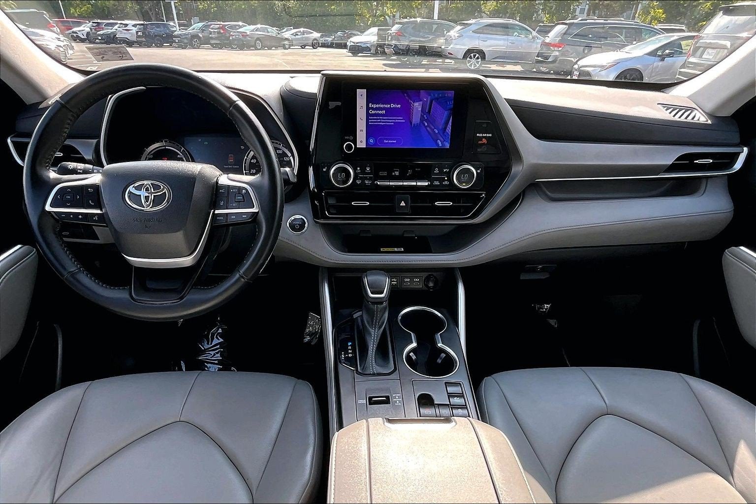 2023 Toyota Highlander Hybrid XLE