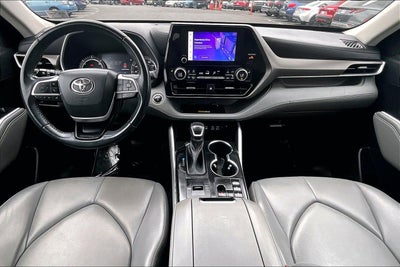 2023 Toyota Highlander Hybrid XLE