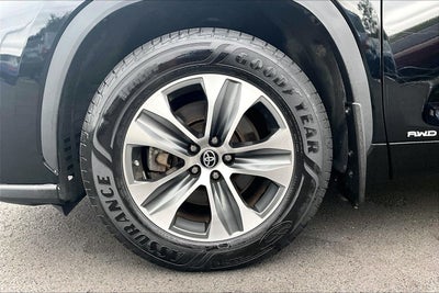 2023 Toyota Highlander Hybrid XLE