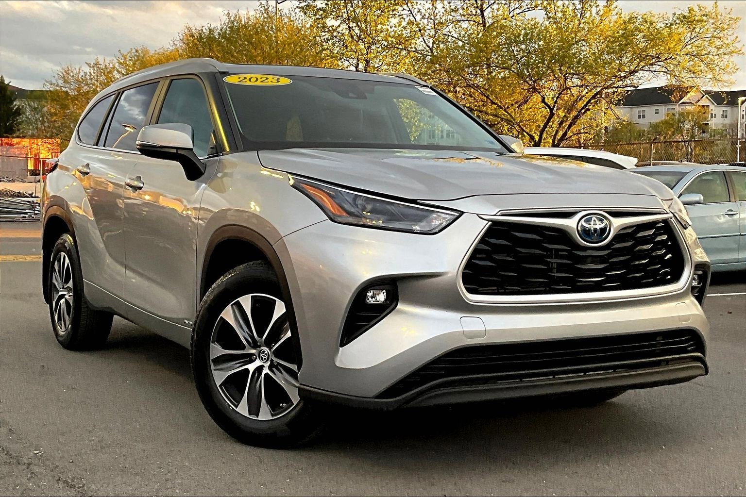 2023 Toyota Highlander Hybrid XLE