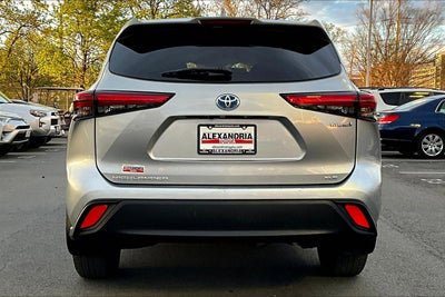 2023 Toyota Highlander Hybrid XLE