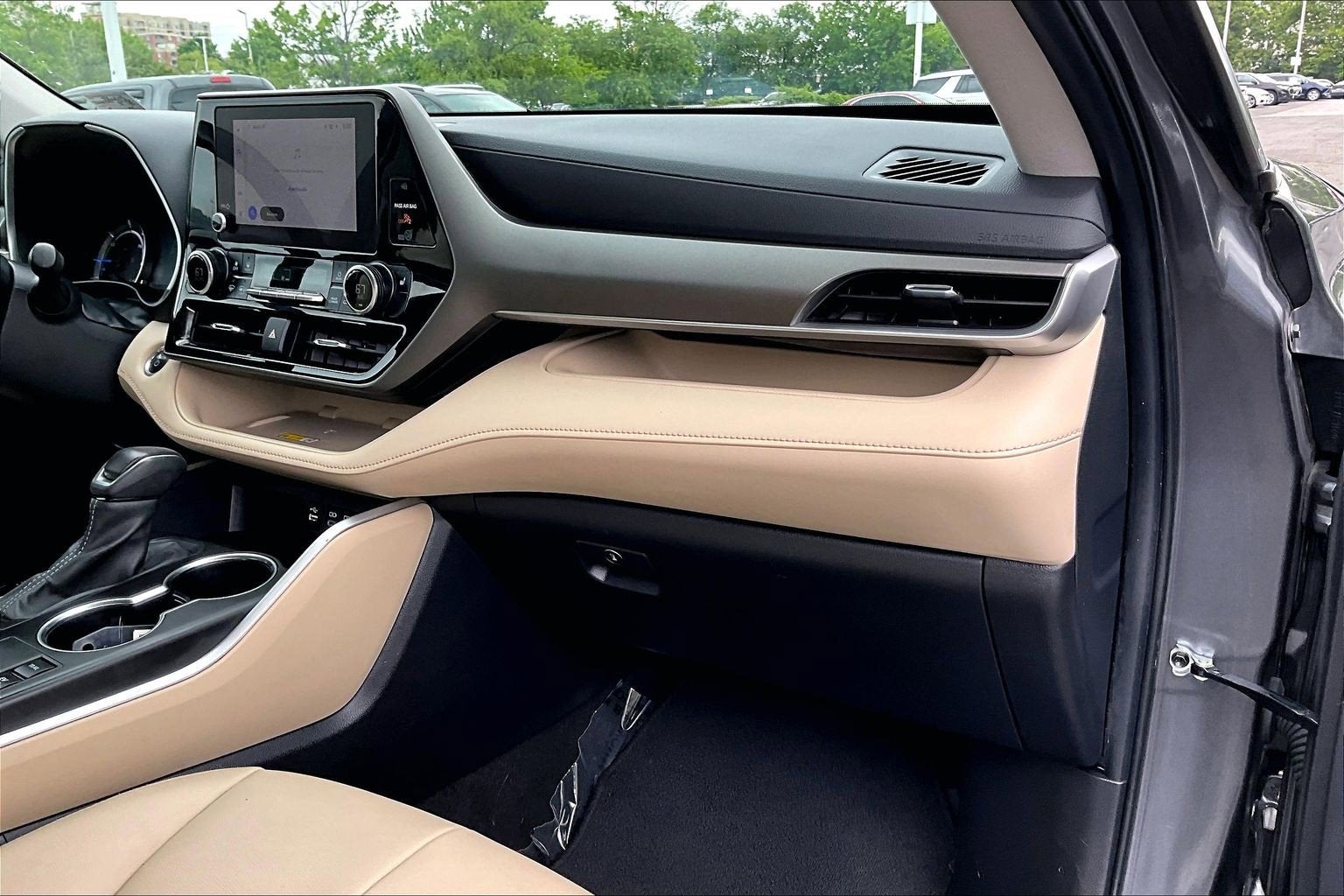 2024 Toyota Highlander Hybrid XLE