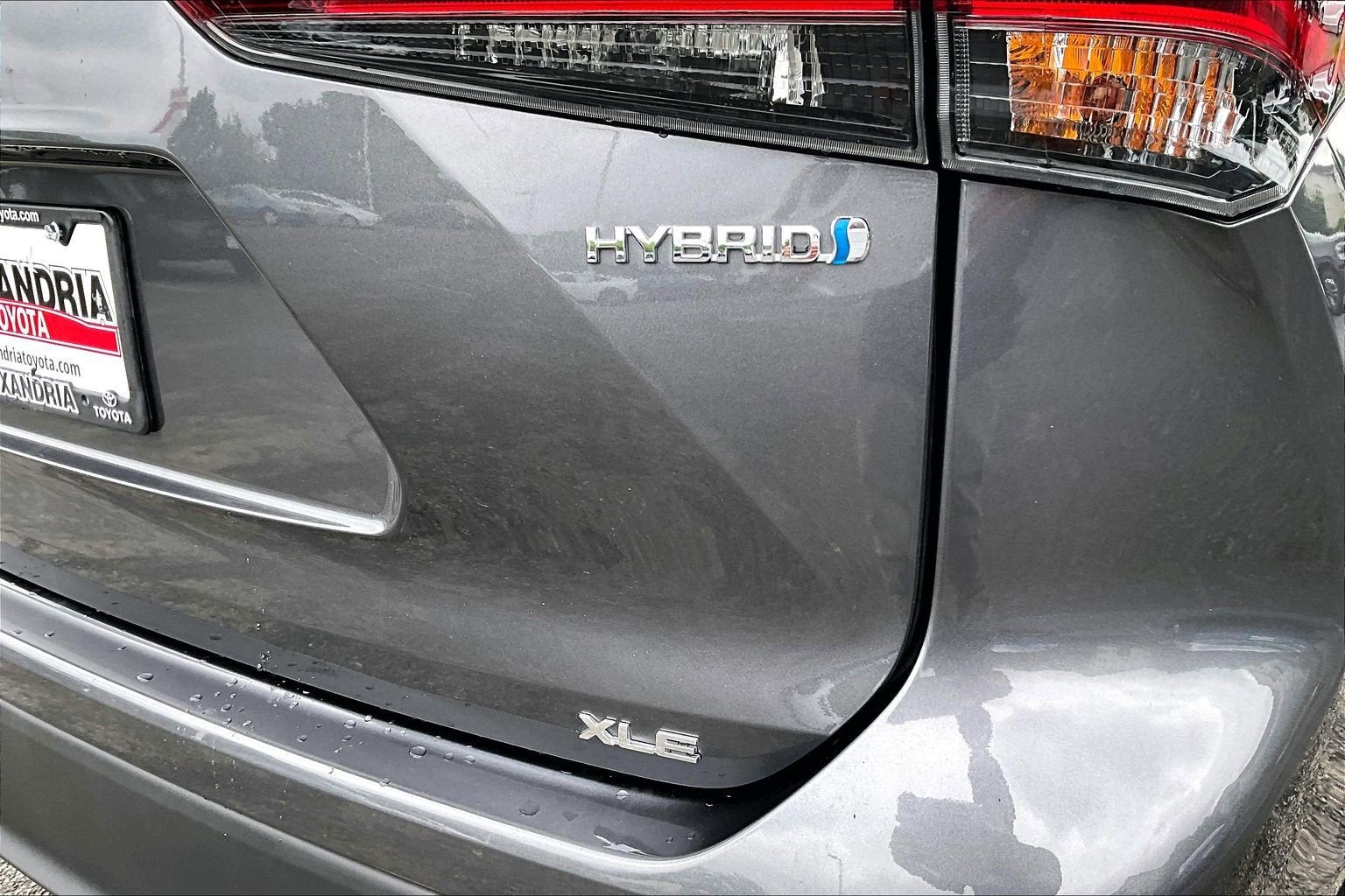 2024 Toyota Highlander Hybrid XLE
