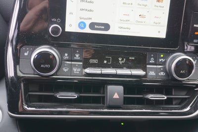 2024 Toyota Highlander Hybrid XLE